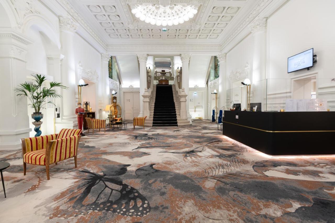 Grand Hotel Du Tonneau D'Or Belfort Buitenkant foto